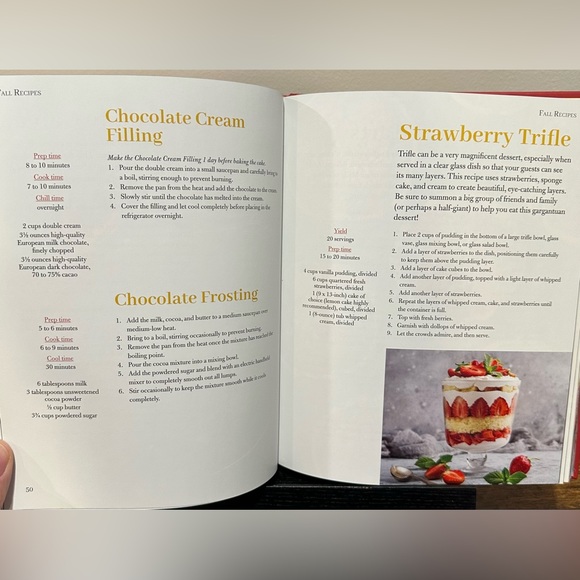 The Unofficial Hogwarts For The Holidays Cookbook NWT - Picture 2 of 9